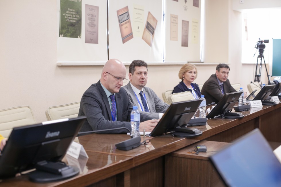 ������ ��� ������ III ������������� ����� � ������������� �������� 