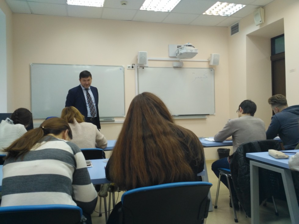 Мастер-класс по арабскому языку от Арслана Садриева Мастер-класс по арабскому языку от Арслана Садриева