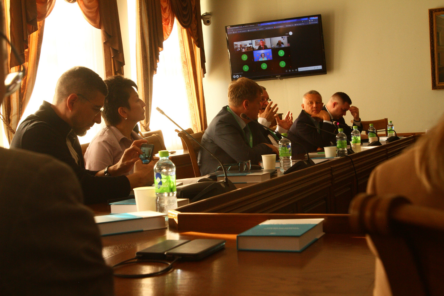 � ������ III ���������� �������������� ������������ ������ ������ ��������� ������: '��������� ����������� �����: ������� � ��������� (� 220-����� ���������� ������������)'