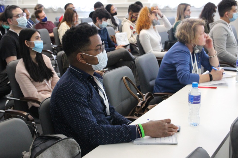 Итоги первого дня Международной исторической школы завершился в Елабужском институте КФУ Итоги первого дня Международной исторической школы завершился в Елабужском институте КФУ