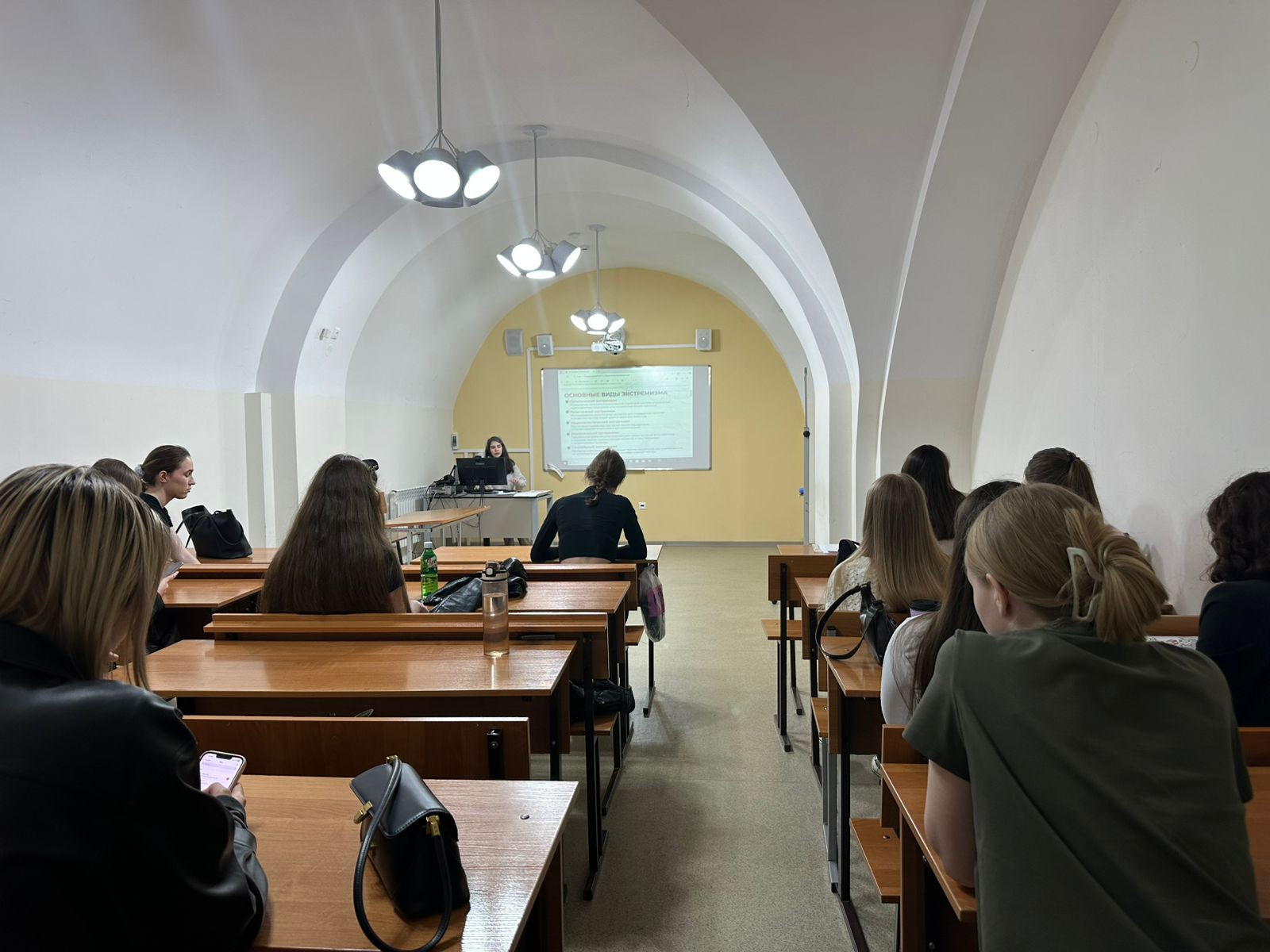 В группе 17.1-113 был проведен кураторский час В группе 17.1-113 был проведен кураторский час