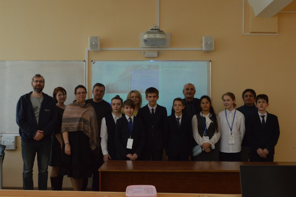 ������ ��� 4-7 ������� ���������, ������������� � ���������� � ����������� ��������