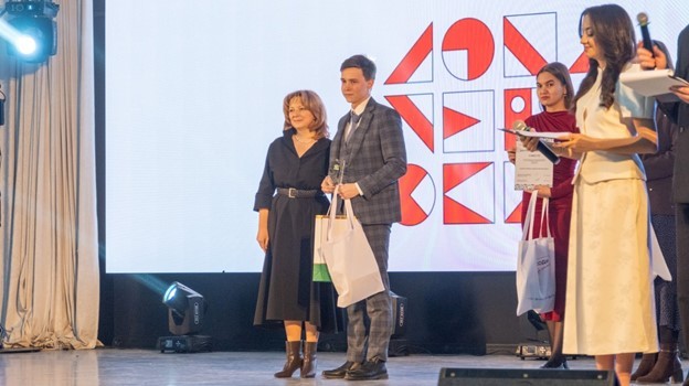 Студенты Казанского университета ? победители Всероссийского конкурса научных работ имени Лобачевского Студенты Казанского университета ? победители Всероссийского конкурса научных работ имени Лобачевского