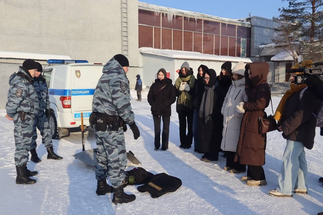 Как филологи примерили бронежилеты и узнали городскую историю с новой стороны Как филологи примерили бронежилеты и узнали городскую историю с новой стороны