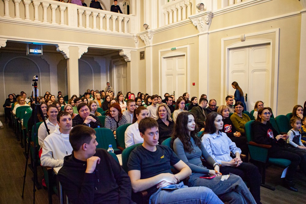 В Елабужском институте КФУ стартовал ежегодный фестиваль 'Студенческая весна ? 2023' В Елабужском институте КФУ стартовал ежегодный фестиваль 'Студенческая весна ? 2023'