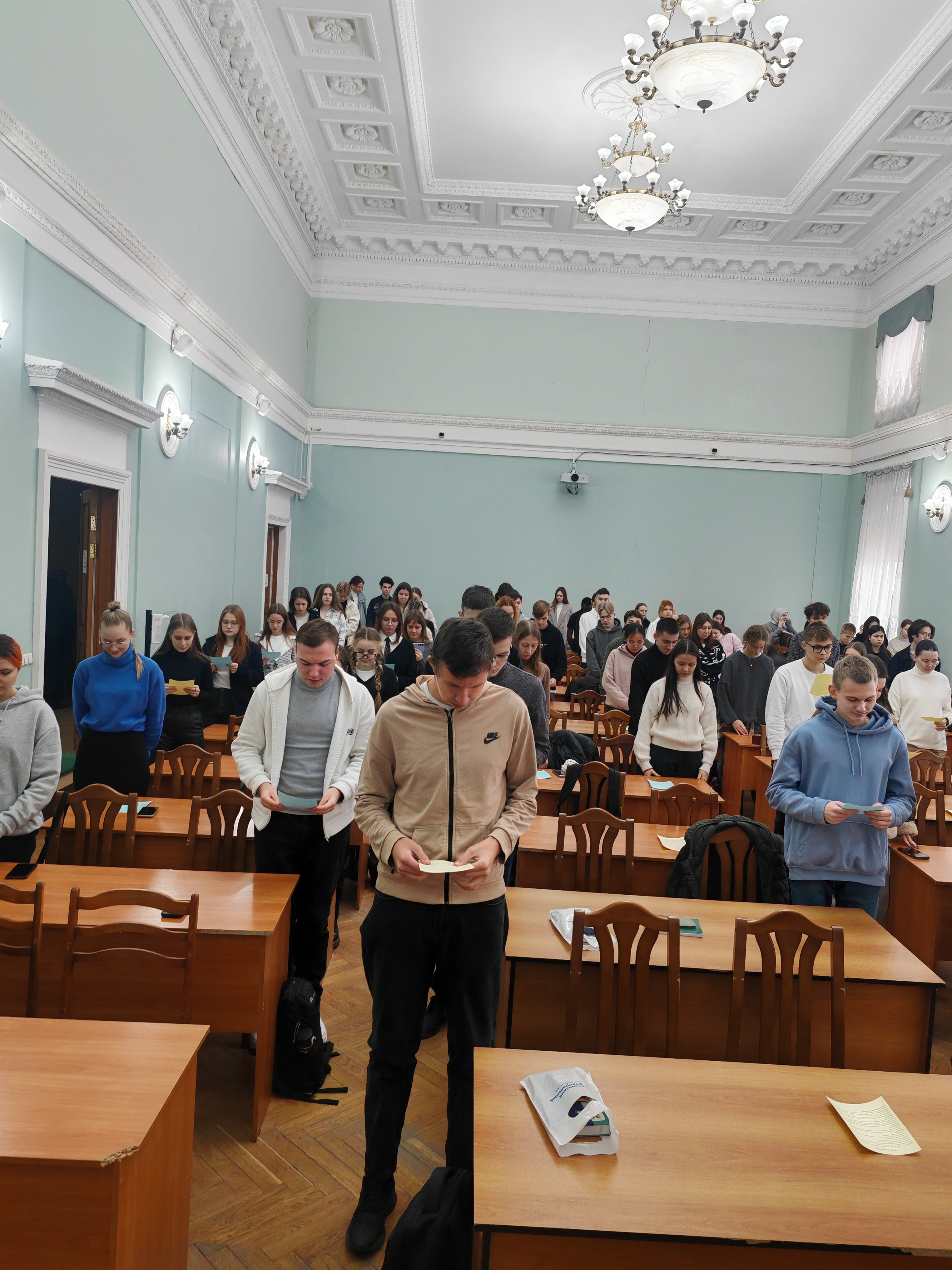 Встреча руководства Химического института со студентами первого года обучения Встреча руководства Химического института со студентами первого года обучения