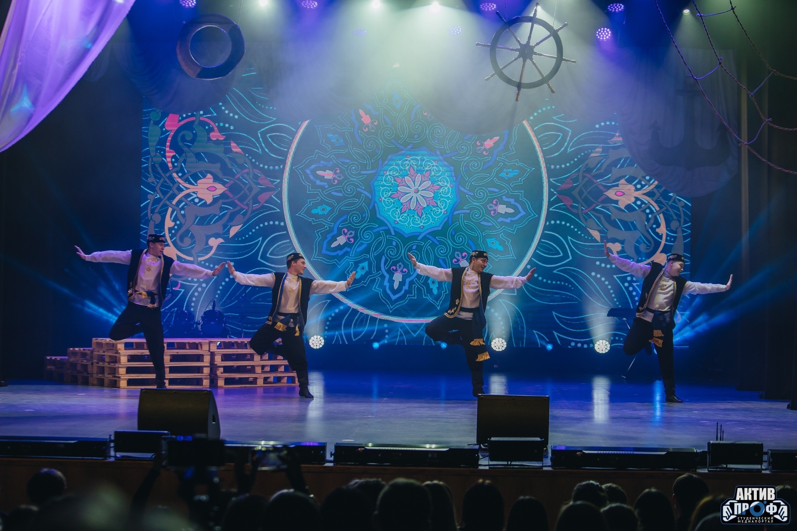 'Сайяр', с Днём рождения! 'Сайяр', с Днём рождения!