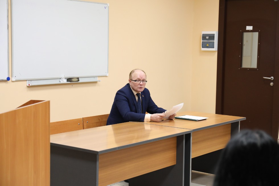 �������� ���� ������ �������� �� ����������� ��� ��������� ������� ������ ������ ����� ����