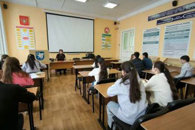 В Елабужском институте КФУ прошли профилактические кураторские часы 'Чистое поколение ? 2026' В Елабужском институте КФУ прошли профилактические кураторские часы 'Чистое поколение ? 2026'