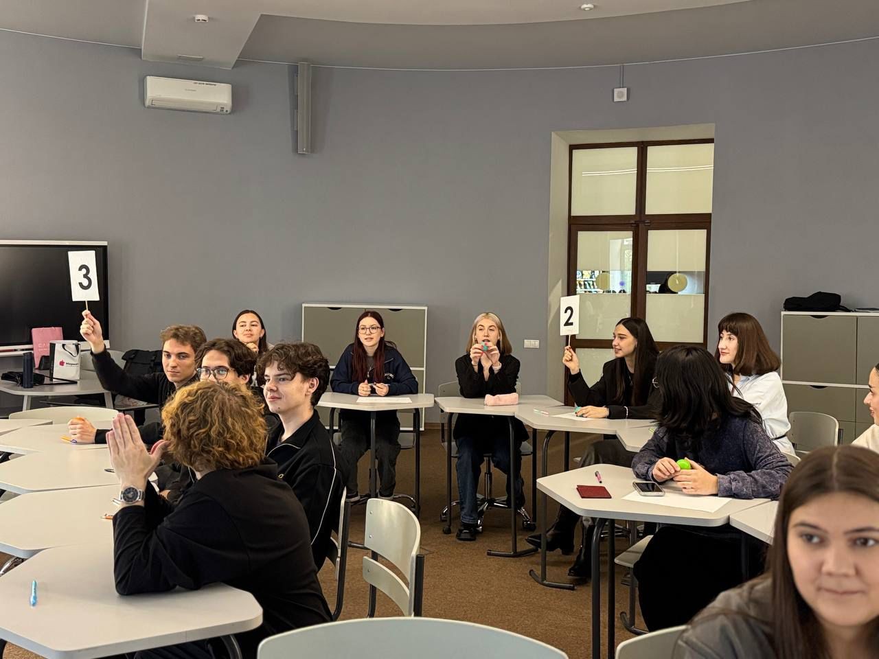 Деловая игра 'Новые виды девиации: профилактика и коррекция' Деловая игра 'Новые виды девиации: профилактика и коррекция'