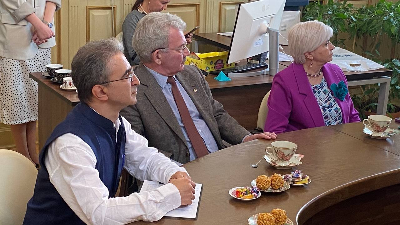 � ��������� ����������� ������ ���� ����� �����