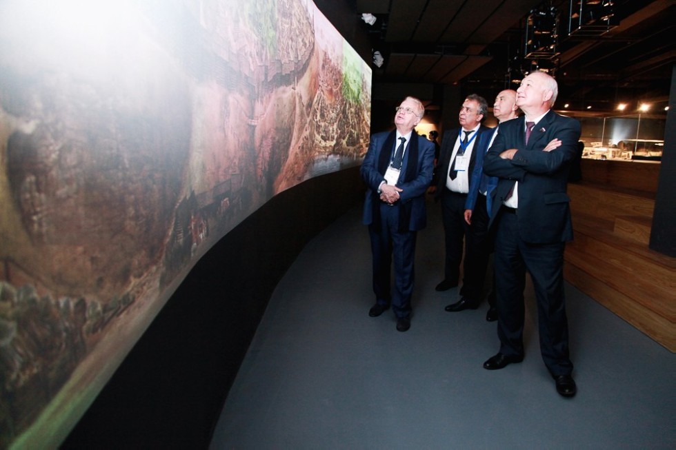 ����� ������