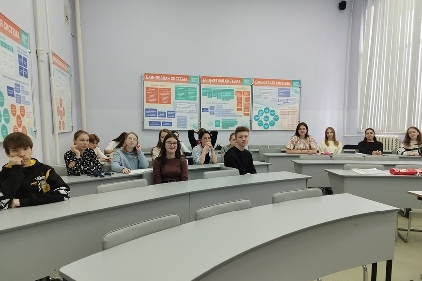 Занятия в ДНК прошли для психолого-педагогических классов Елабужского района Занятия в ДНК прошли для психолого-педагогических классов Елабужского района