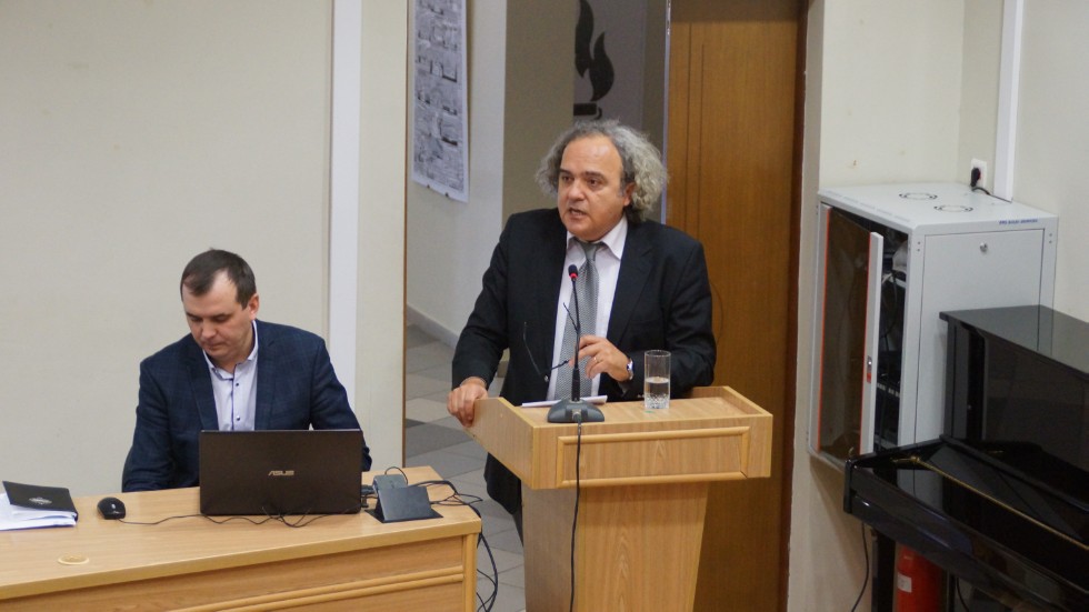 VII ������������� ������-������������ ����� '���������� � �������� ������ � �������'