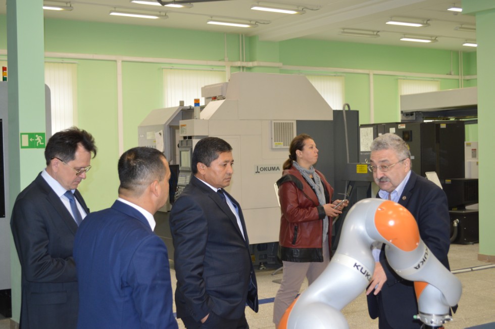 ��������� ������������� ���������-������������� ���������(����������) �������� ���������� �������� � ���������-������������ ������ ���