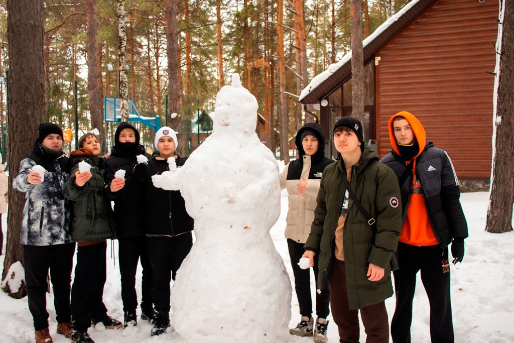 'Зимние забавы' для студентов Елабужского института и НЧИ прошли в 'Буревестнике' 'Зимние забавы' для студентов Елабужского института и НЧИ прошли в 'Буревестнике'