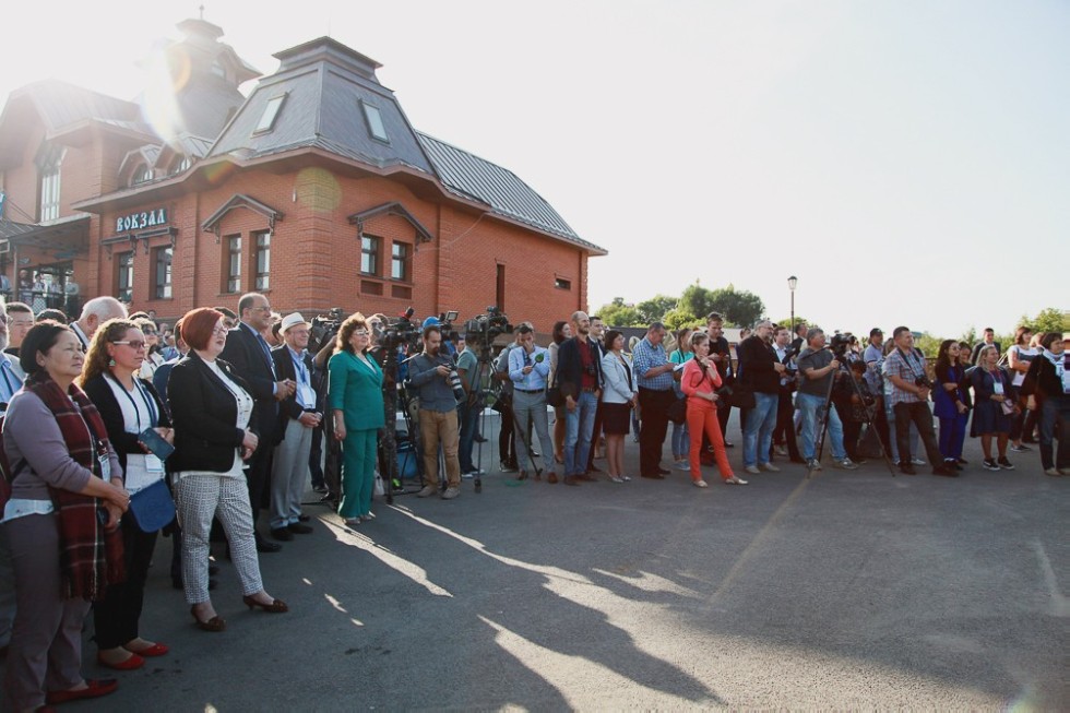 ����� ������