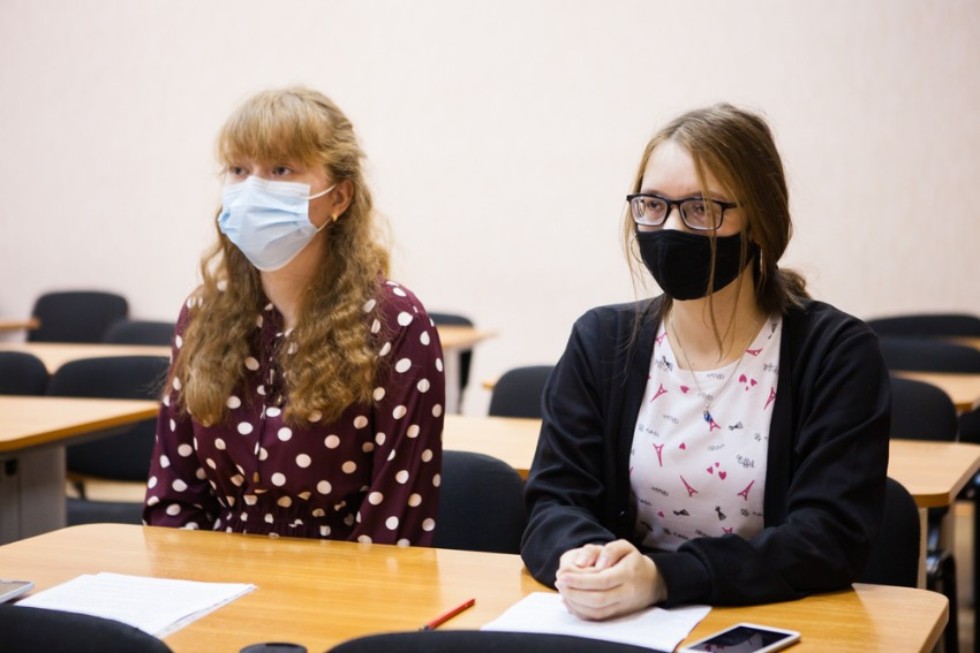 В Елабужском институте состоялась Всероссийская научно-практическая конференция 'Наука и молодежь' В Елабужском институте состоялась Всероссийская научно-практическая конференция 'Наука и молодежь'