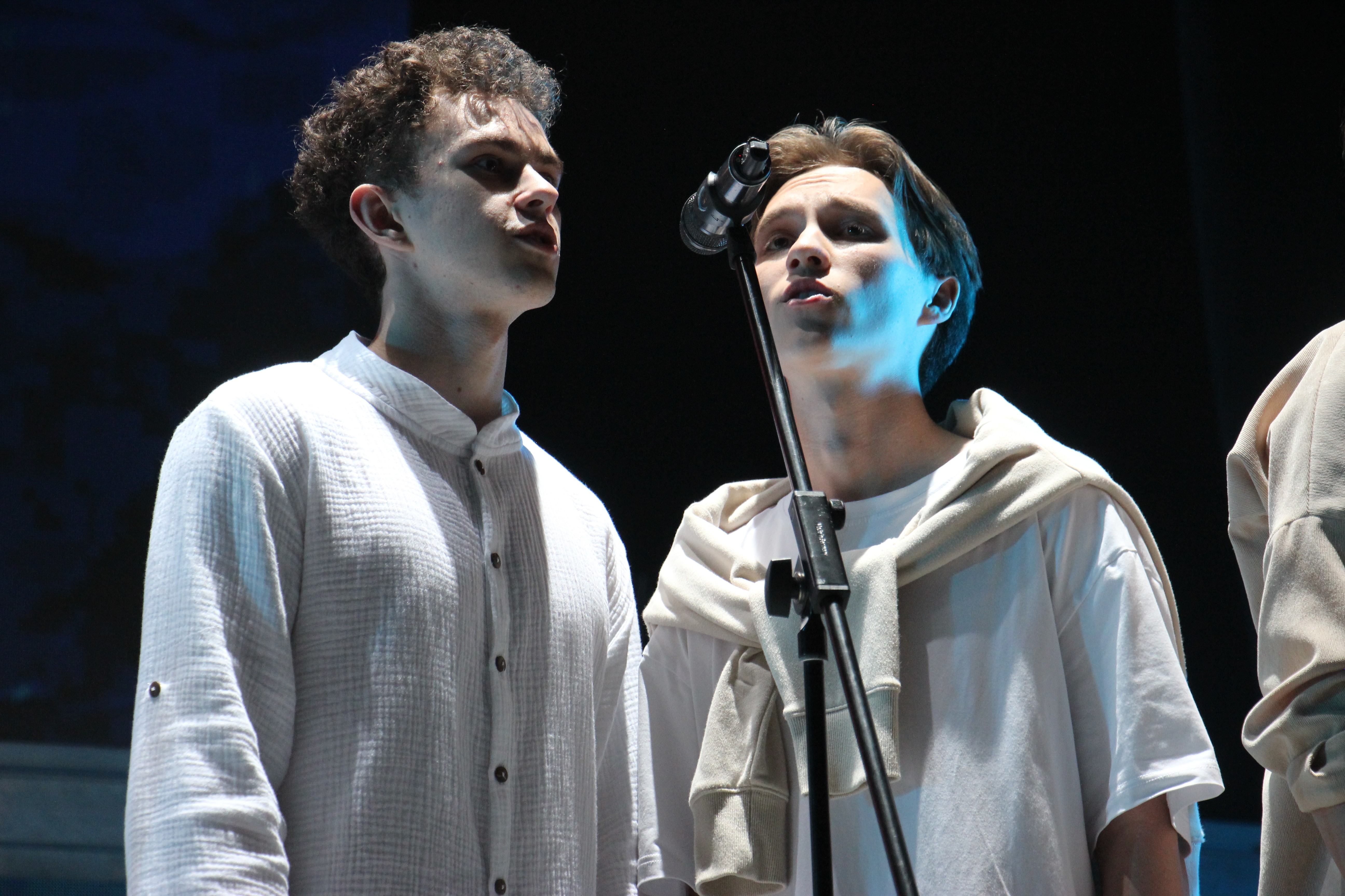 ������� �� ������ ��������� '������������ ����� 2025' � ����!