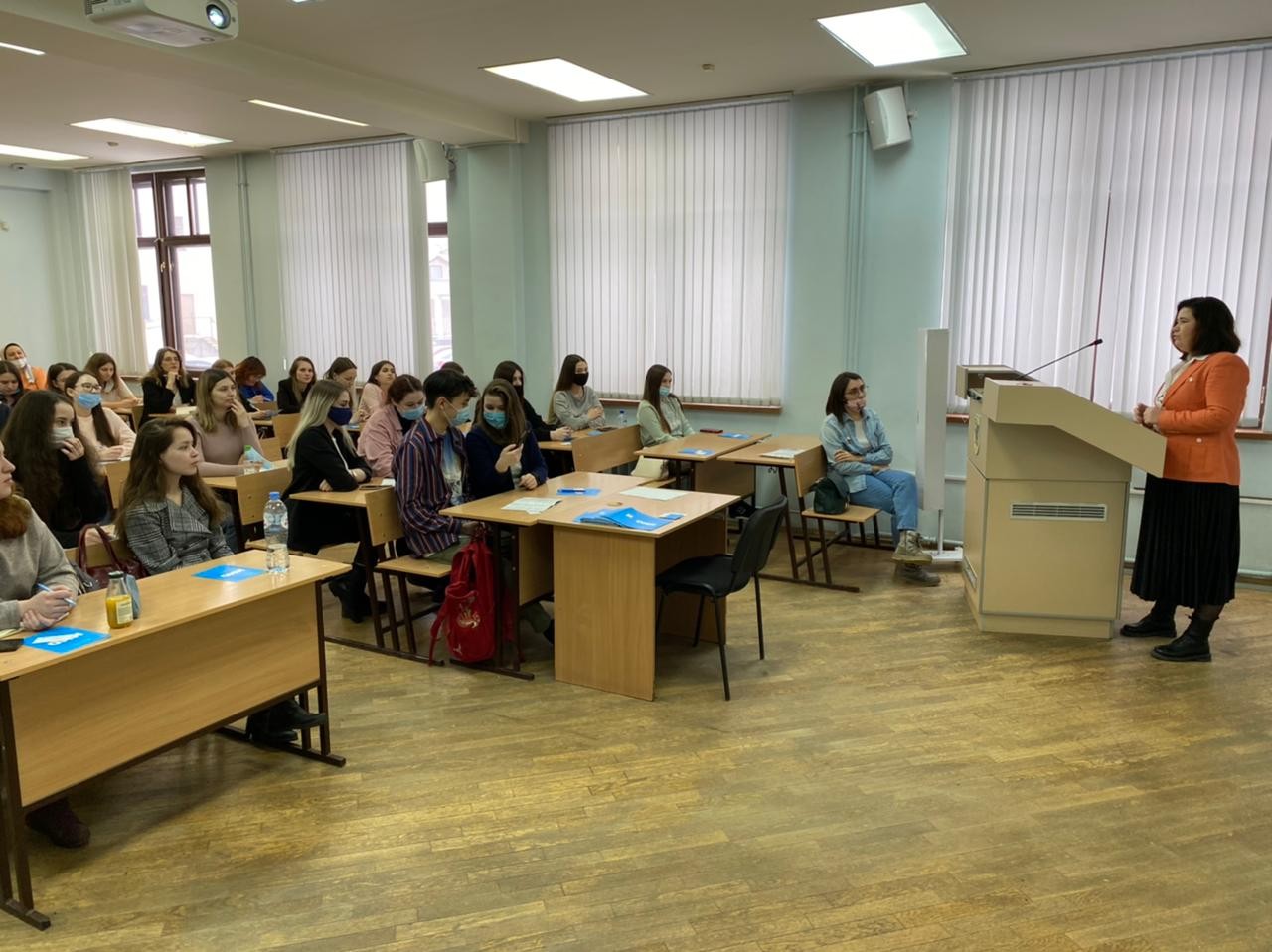 � ������������ ����� ���������������� ����������.