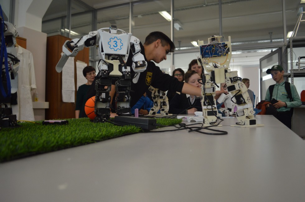 ����� ��������� ���� ������������� 