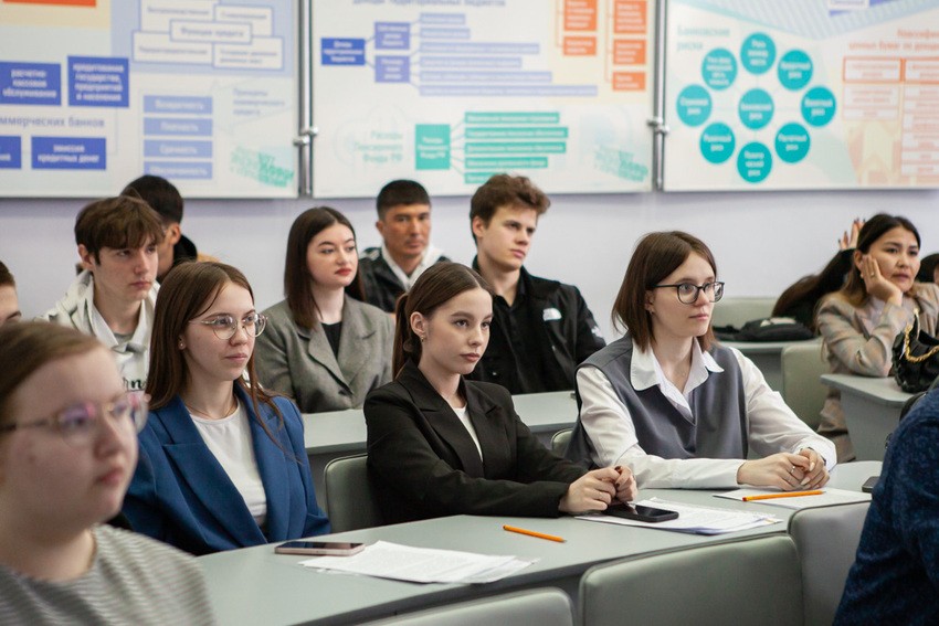 Юридические и психолого-педагогические механизмы профилактики правонарушений несовершеннолетних обсудили в Елабужском институте КФУ Юридические и психолого-педагогические механизмы профилактики правонарушений несовершеннолетних обсудили в Елабужском институте КФУ