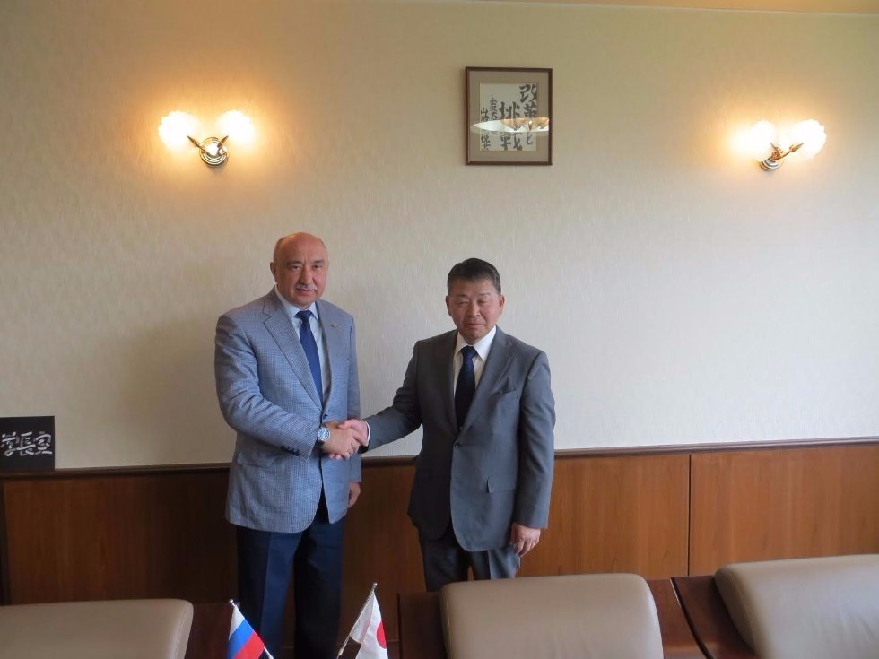 Rector Ilshat Gafurov's Meeting with President of Kanazawa University Yamazaki Koetsu