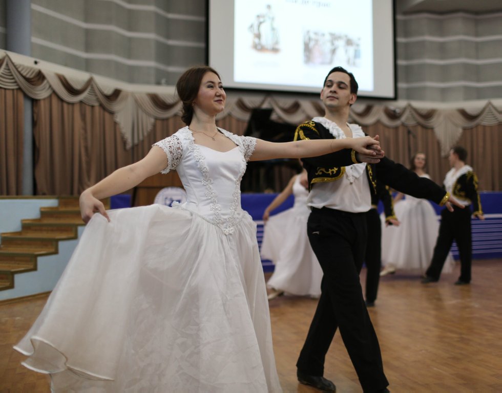 В преддверии Нового года? В преддверии Нового года?