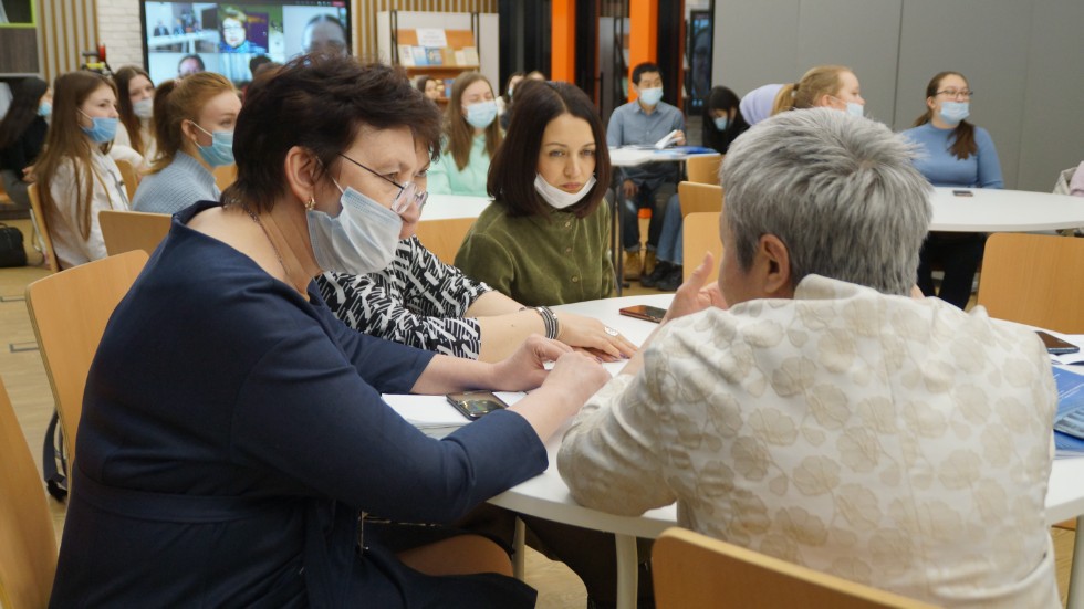 �������� ������������� ������-������������ �����������, ����������� 100-����� �� ��� �������� ��������� ��� ���������