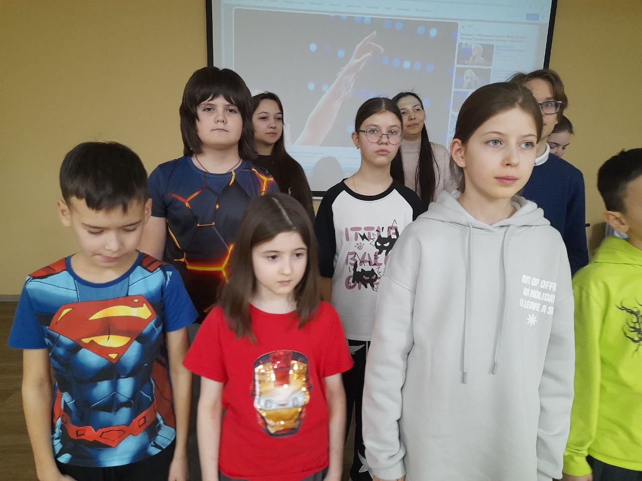 Репетиция детского спектакля по повести 'Маленький принц' в детском театре КФУ 'Радуга' Репетиция детского спектакля по повести 'Маленький принц' в детском театре КФУ 'Радуга'