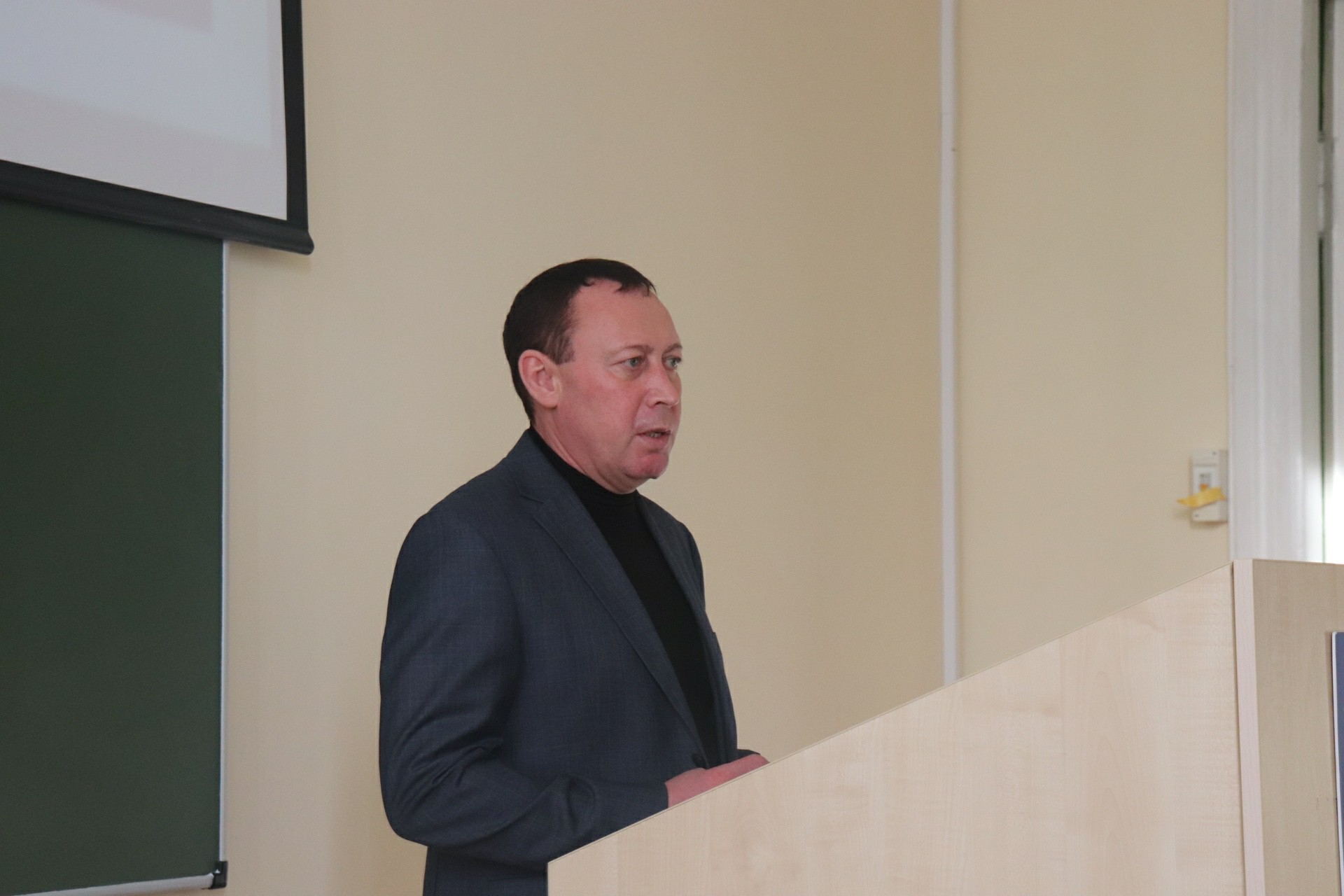 ���� ��������� �������� ����� � ������� ������������