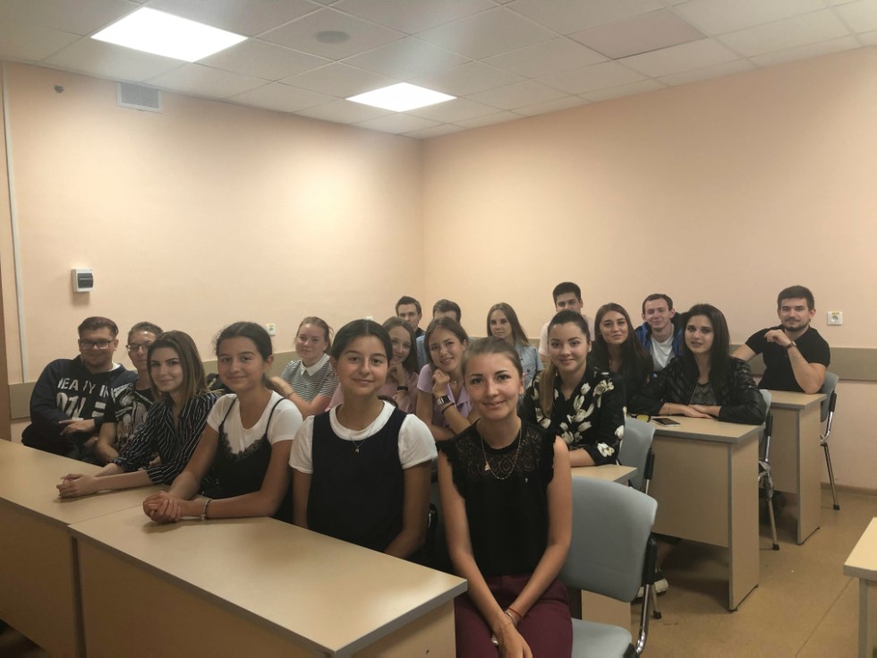 Кураторский час Кураторский час