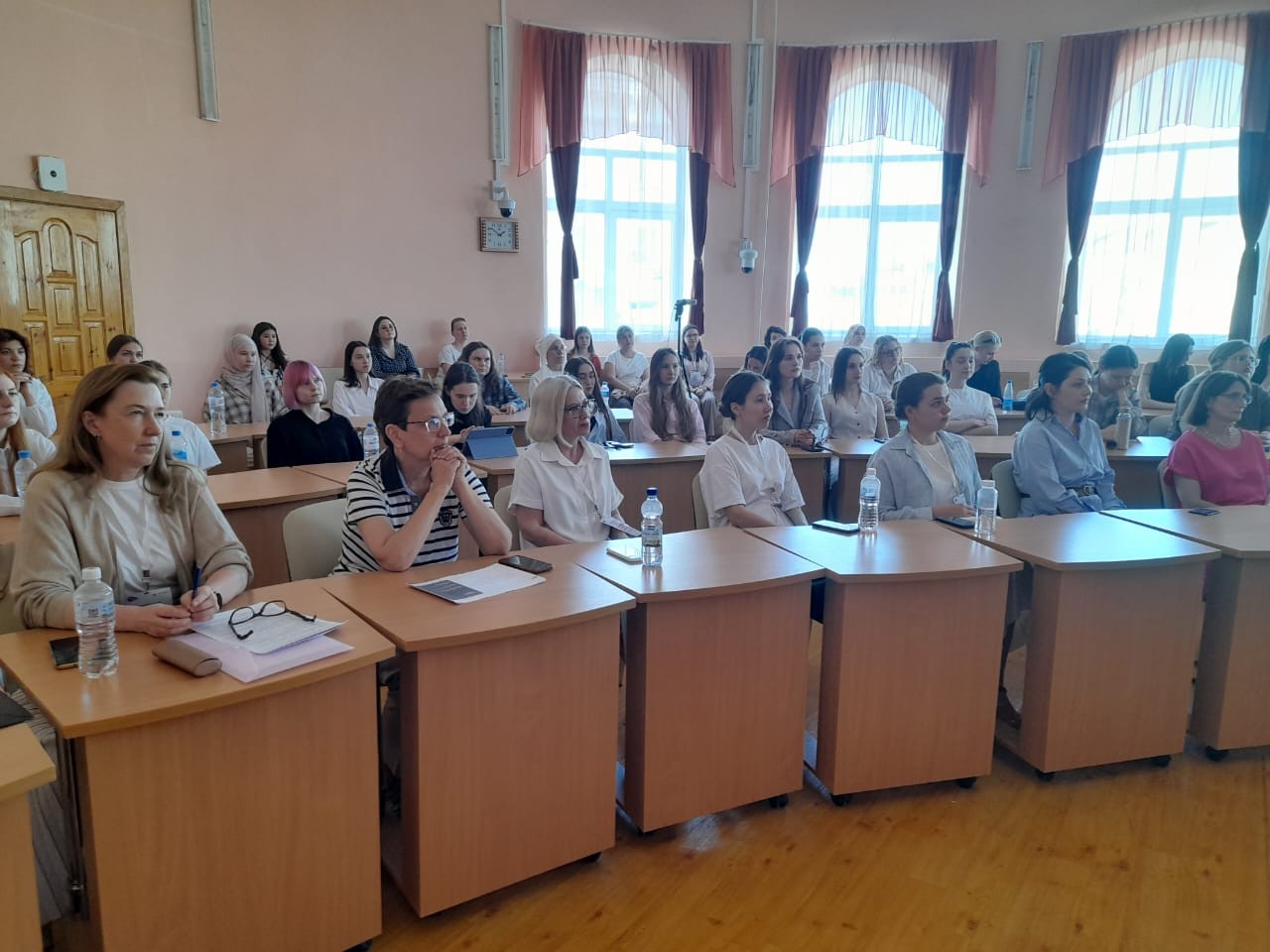 Заседание Исследовательской группы 'Социализация детей и подростков с ограниченными возможностями здоровья в инклюзивном образовательном пространстве' Заседание Исследовательской группы 'Социализация детей и подростков с ограниченными возможностями здоровья в инклюзивном образовательном пространстве'