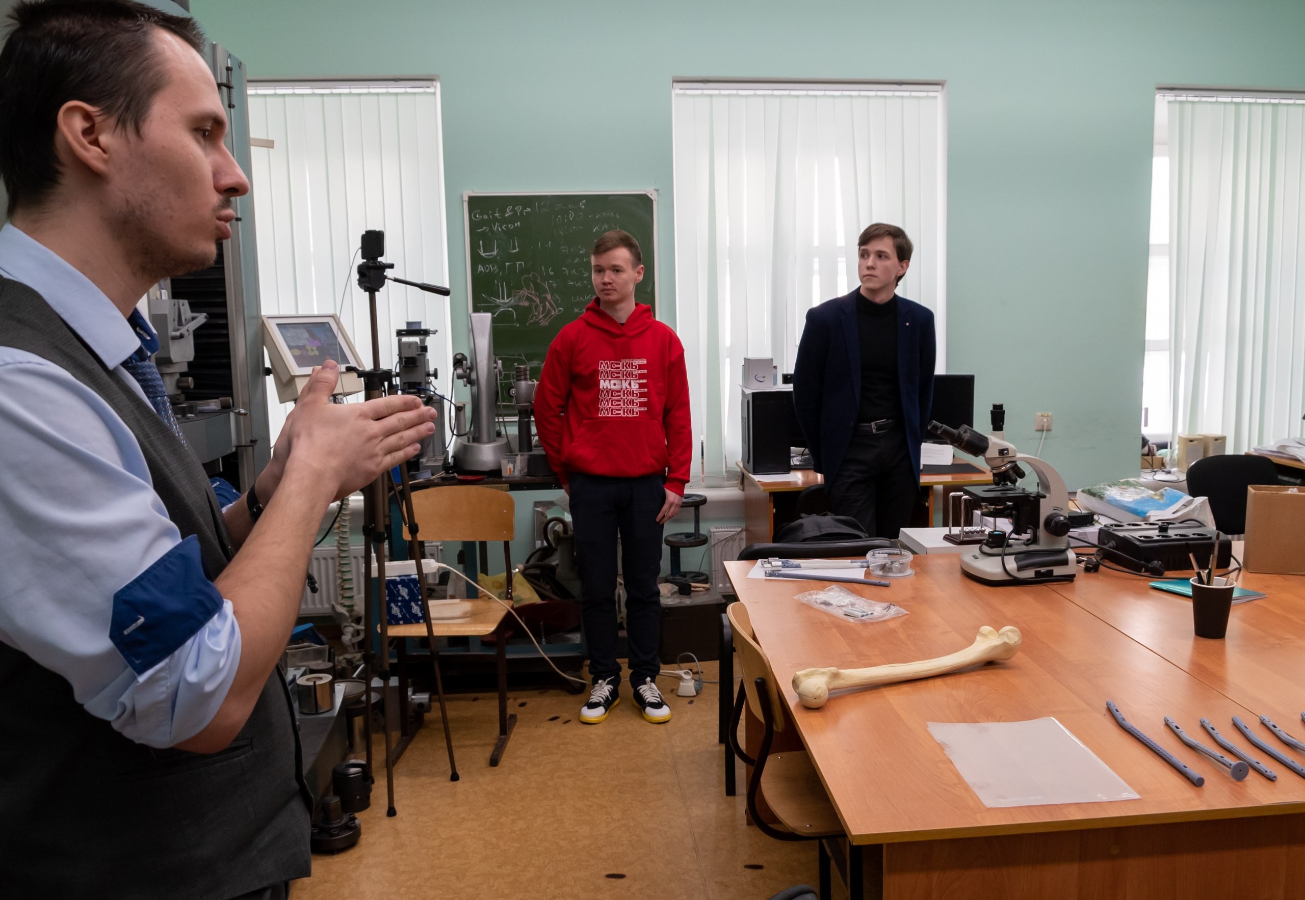 ���� �������� ������ � ��������� ���������� � �������� ��. �.�. ������������ ���