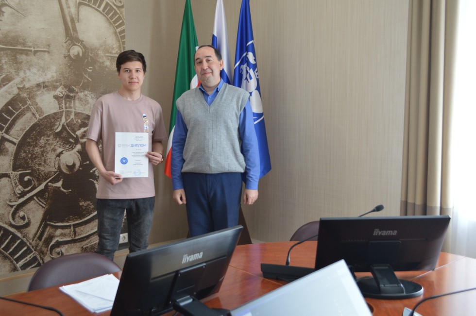 ���������� ������ ������� ��������� ����������� ��������� � �����