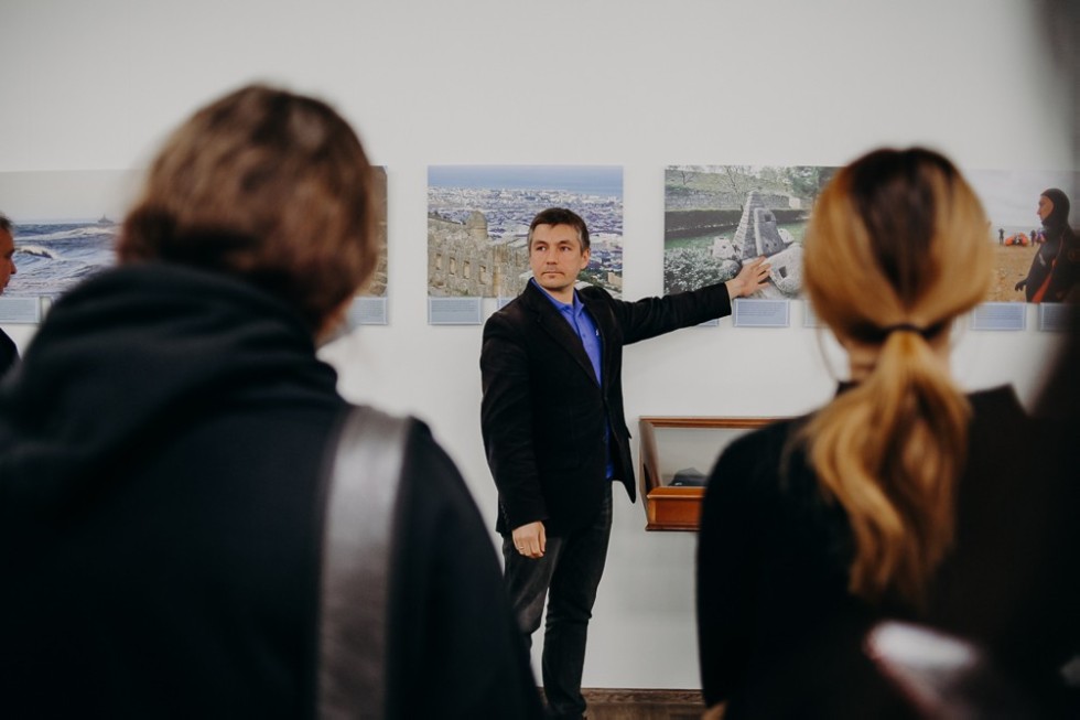 Выставка 'На поиск затонувших кораблей' открылась в КФУ в день 300-летия визита Петра I в Казань Выставка 'На поиск затонувших кораблей' открылась в КФУ в день 300-летия визита Петра I в Казань