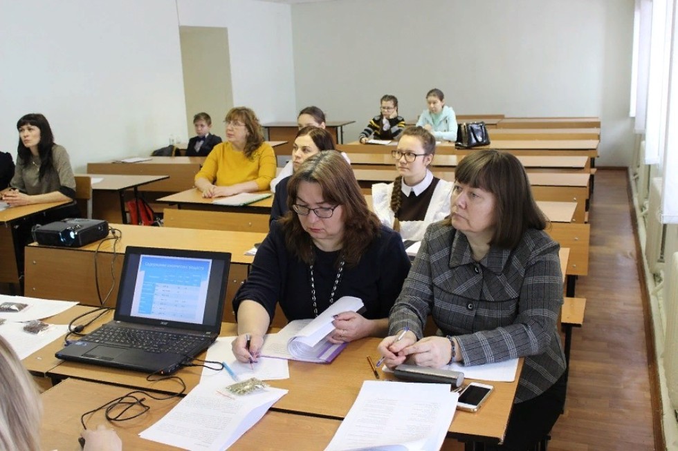 ����������� ������������� ��������� � �����