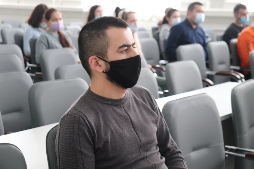 В Елабужском институте КФУ состоялся День открытых дверей для желающих обучаться по программам магистратуры В Елабужском институте КФУ состоялся День открытых дверей для желающих обучаться по программам магистратуры