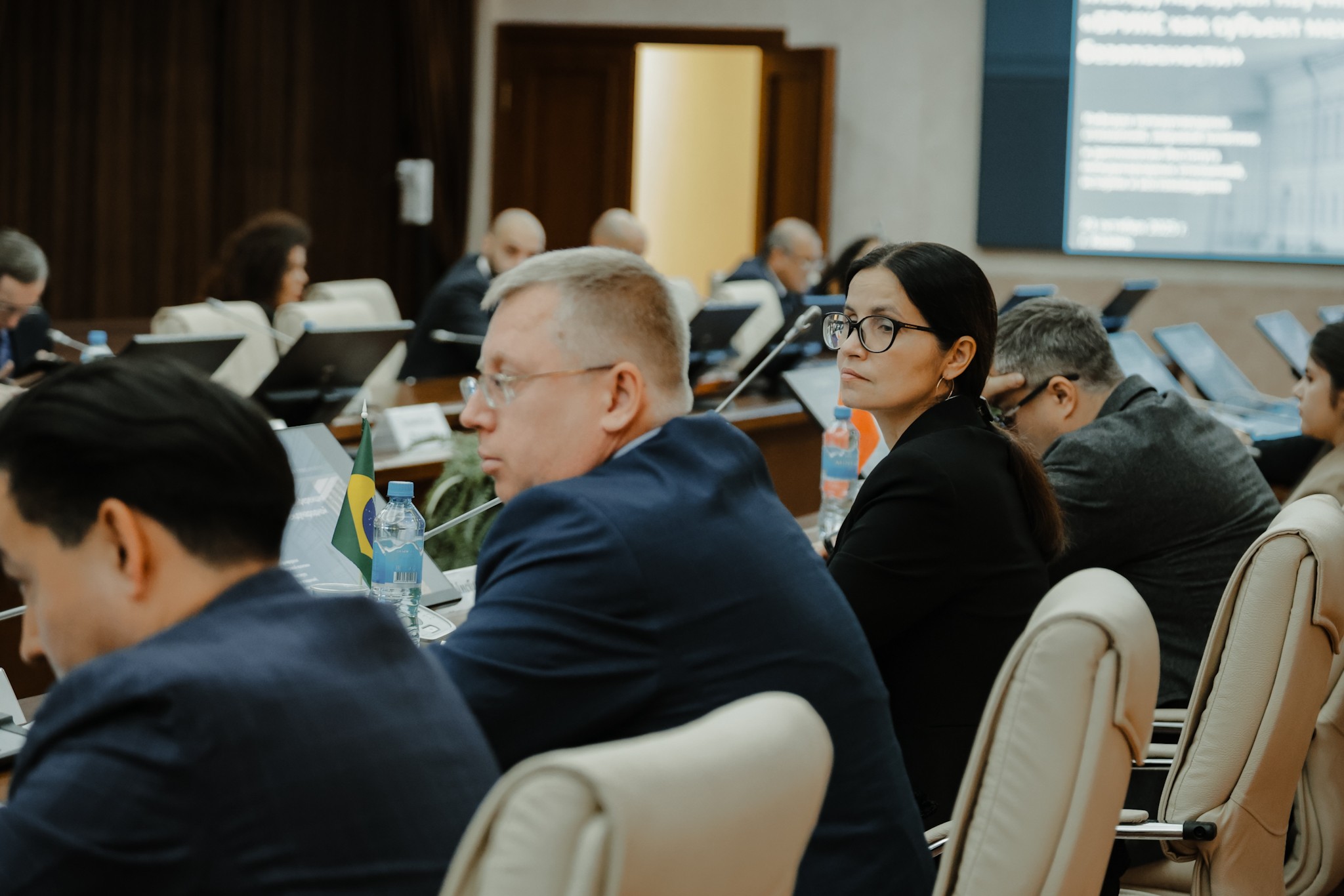 Брикс Брикс