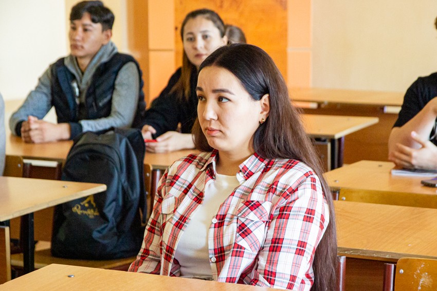 'Стоп ВИЧ/СПИД!': состоялась лекция в Елабужском институте КФУ 'Стоп ВИЧ/СПИД!': состоялась лекция в Елабужском институте КФУ