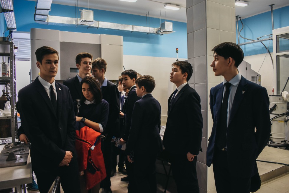 ����� ��������� ���� ������������� 