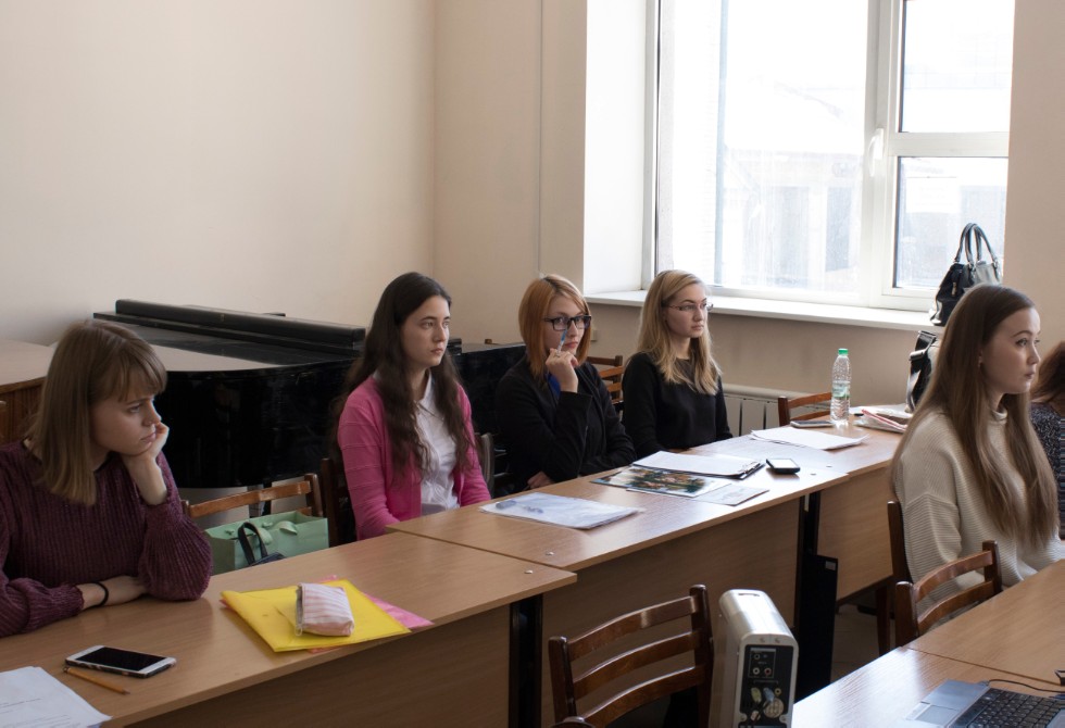 Студенческий взгляд на актуальные проблемы искусствознания, менеджмента и педагогики искусства Студенческий взгляд на актуальные проблемы искусствознания, менеджмента и педагогики искусства