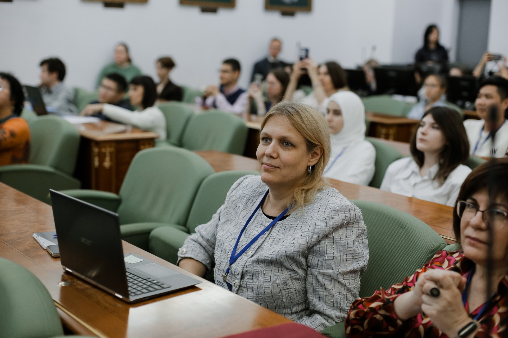 ������-�����