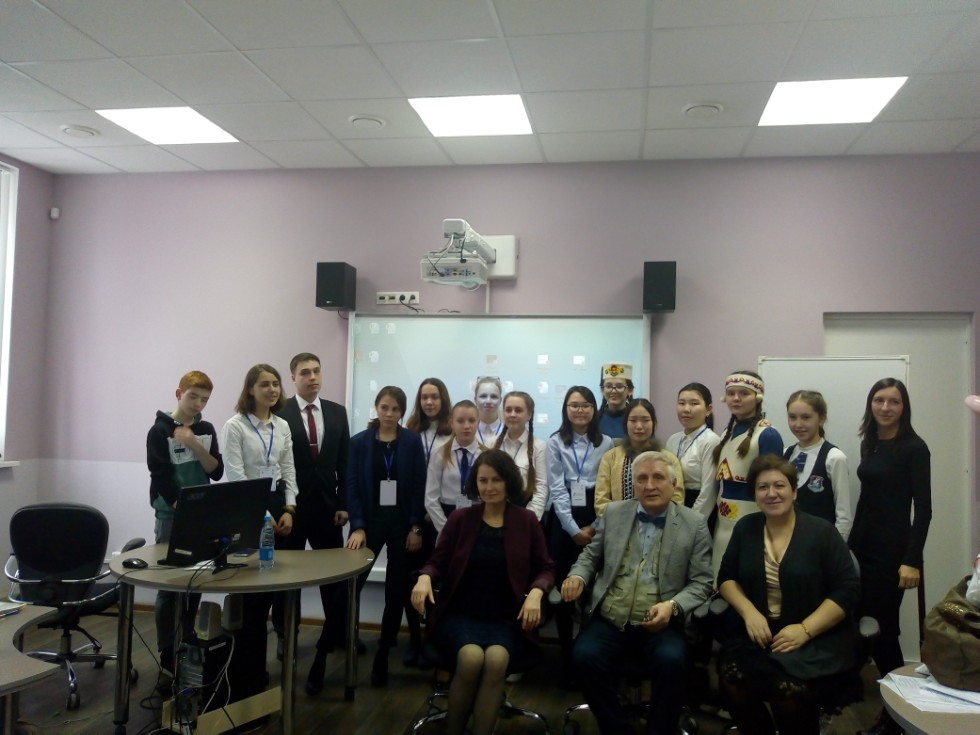 ДОСТОЙНАЯ СМЕНА ДОСТОЙНАЯ СМЕНА