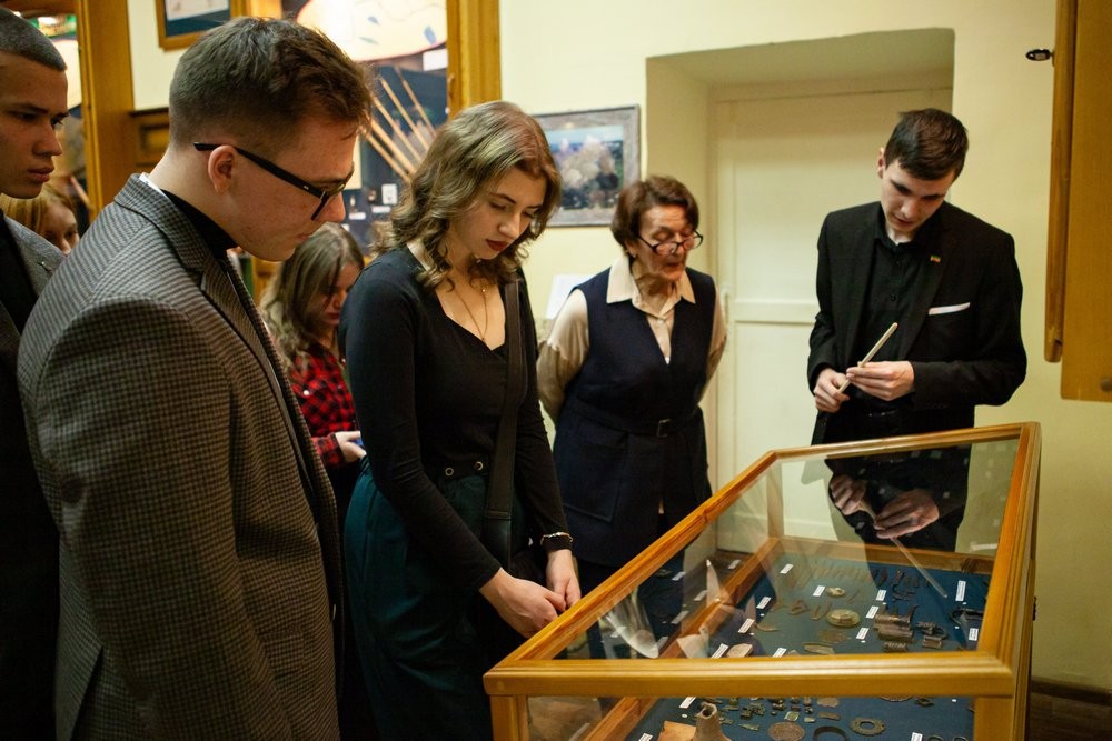 �.�. ��������������: '���������, ���������, ����������, �����, ����� ���� ������� �������� ���� �����'