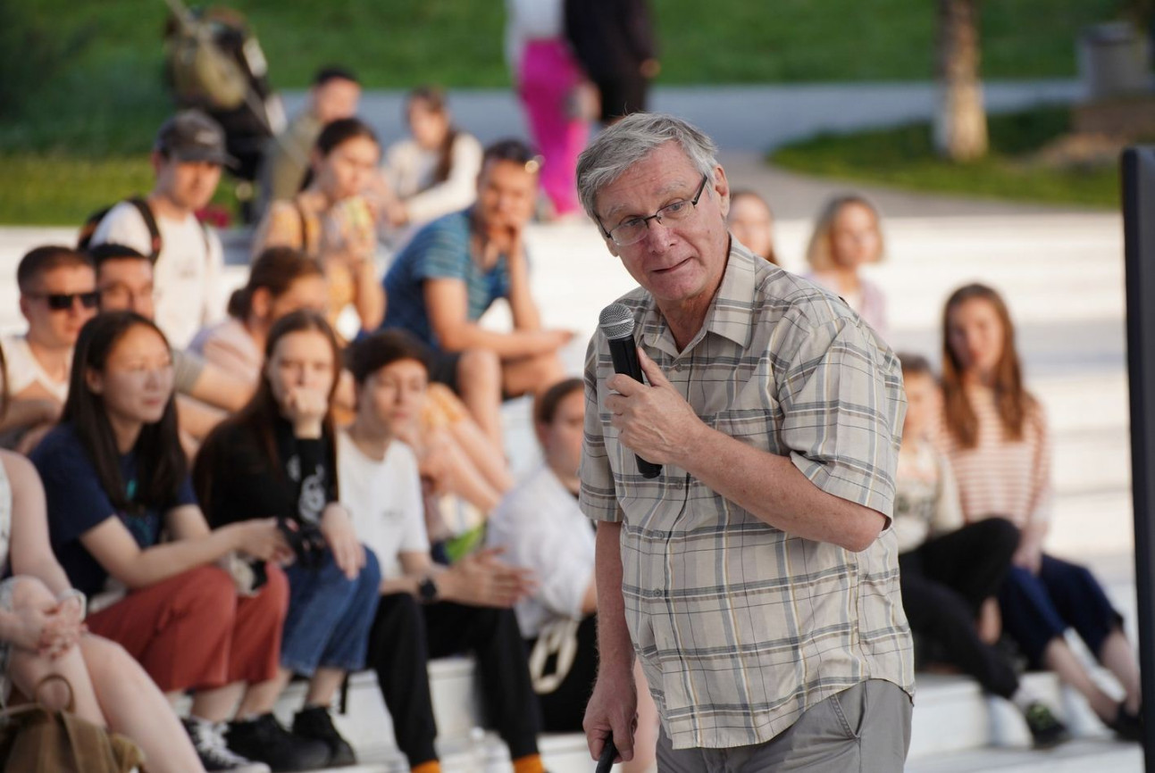 28 ���� � ����� 