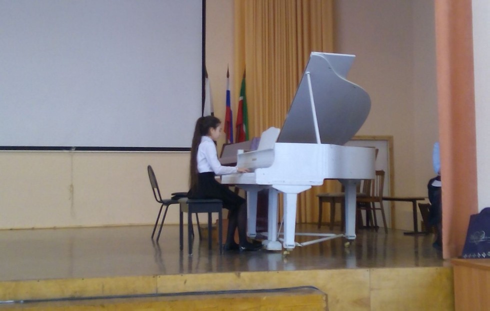 Преемственность поколений ? школа-вуз в аспекте искусства фортепианного исполнительства Преемственность поколений ? школа-вуз в аспекте искусства фортепианного исполнительства