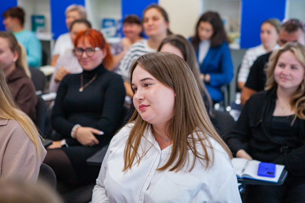 �  ,���������� �������� ���