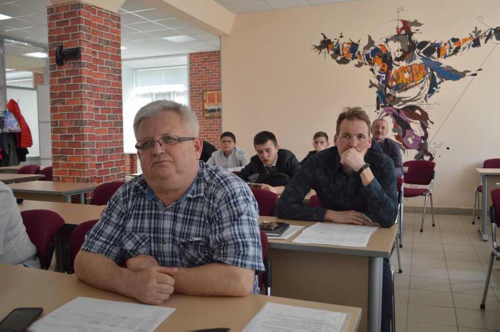 ����� ��������� ���� ������������� 