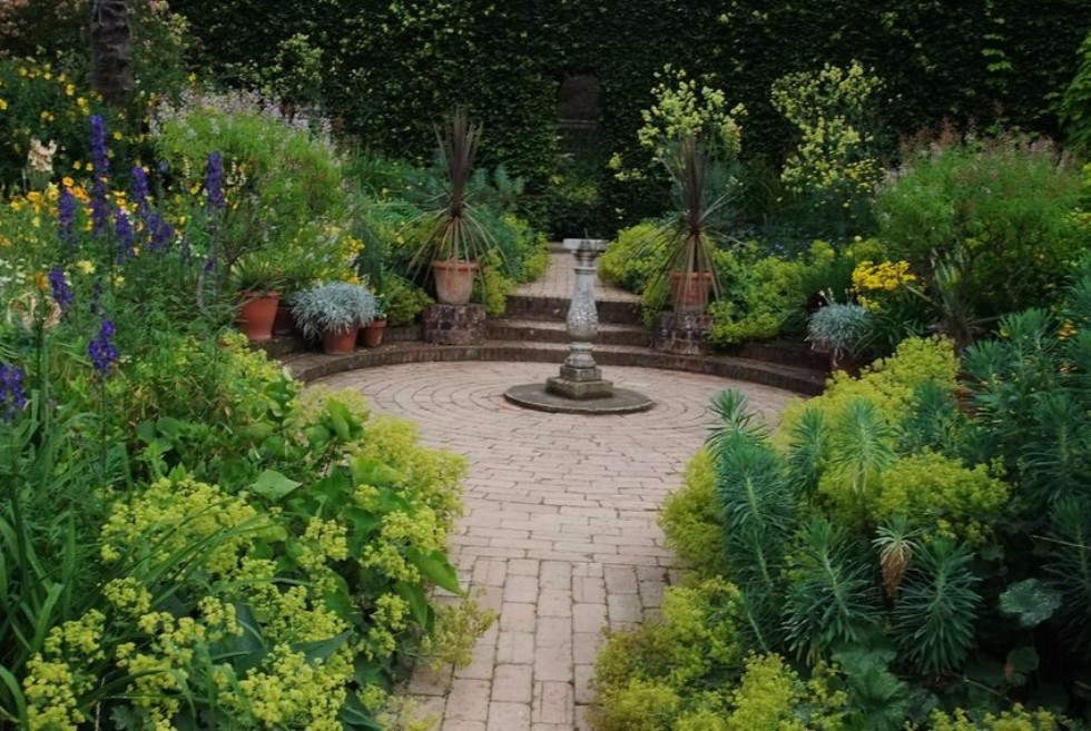 �����������